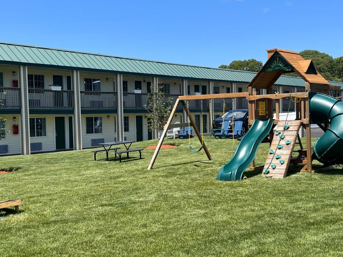 Готель Sunbird Cape Cod Annex Вест-Ярмут Екстер'єр фото