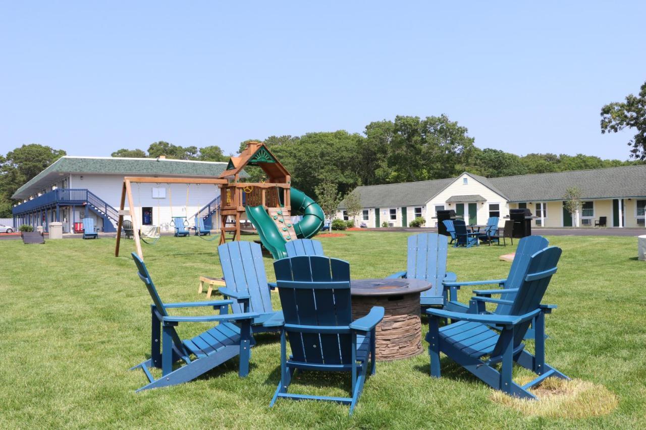Готель Sunbird Cape Cod Annex Вест-Ярмут Екстер'єр фото